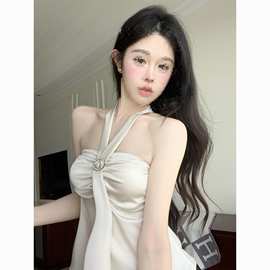 感挂脖褶皱吊带背心女夏纯欲开叉短款上衣气质修身外穿打底衫