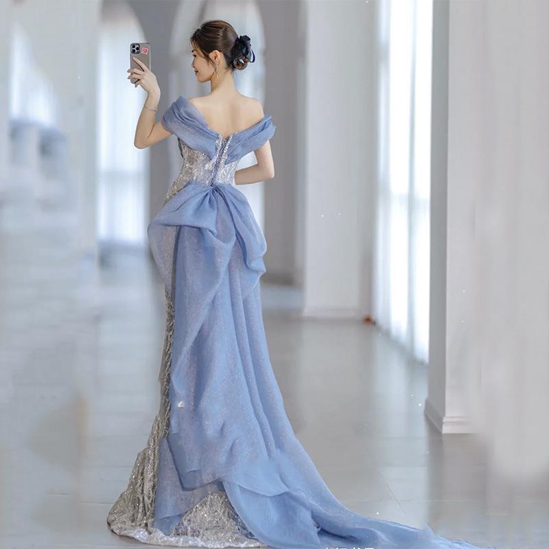 Vestido de banquete azul claro trabajo pesado con cuentas Vestido de cola de pez de lujo súper ligero de hadas vestido de tostada Reunión Anual vestido de pasarela fuera del hombro image 4