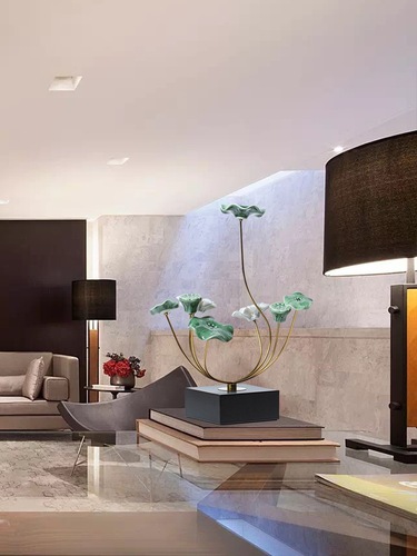 New Chinese-style light luxury lotus warm room decorative shelf for new home moving living room sample room wine cabinet high-end soft furnishing lotus