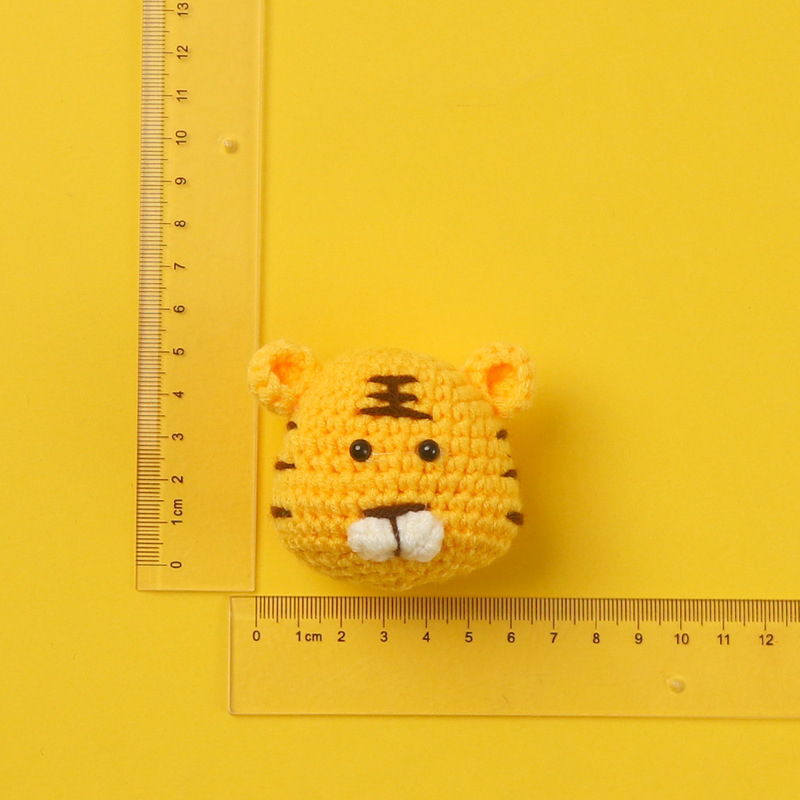 完成品クロスボーダー手作りウールかぎ針編みウサギ虎羊猫サンタクロース編みギフトキーペンダント|undefined