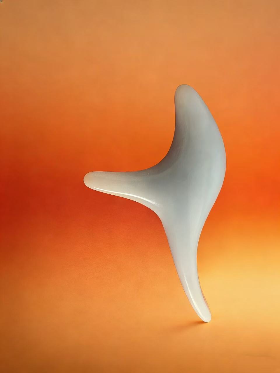 メーカーは直接に筋を動かして大サイズの三角すずめのマッサージ器を提供します。