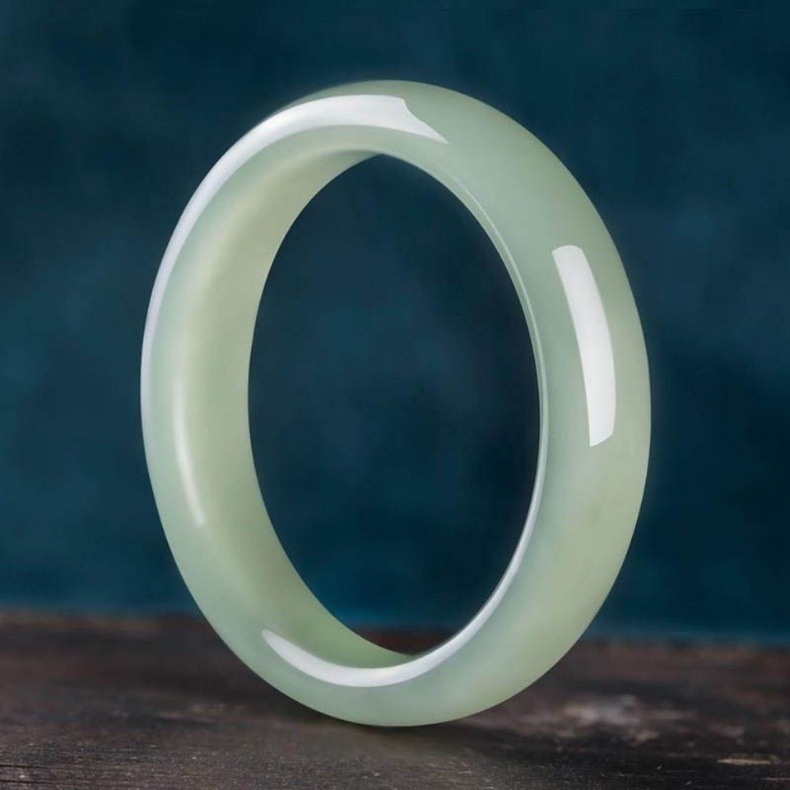 Vòng tay ngọc Hetian Tân Cương màu trắng xanh nhạt, đường kính trong 53–62 mm — [Kích thước trung bình] Kiểu dáng thông thường màu trắng béo mutton là kiểu duy nhất trong cuộc đời tôi, [Kích thước trung bình] Một trong những mẫu thông thường màu xanh và trắng duy nhất là một mẫu trọn đời chi tiết 4
