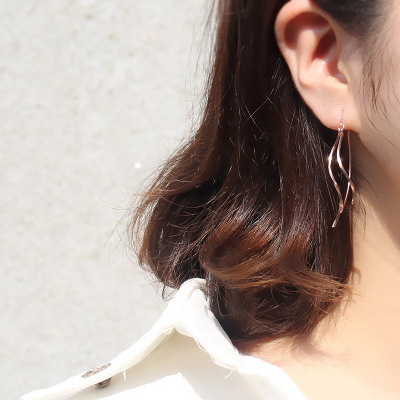 925 pendientes de plata de la onda de las mujeres de estilo coreano elegante simple pendientes de borla larga cara redonda pendientes de adelgazamiento