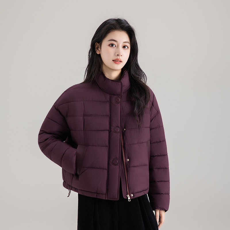 Capa de plumón corta de mujer 2025 ropa de invierno de moda simple de color sólido con una chaqueta caliente de cuello pequeño image 7