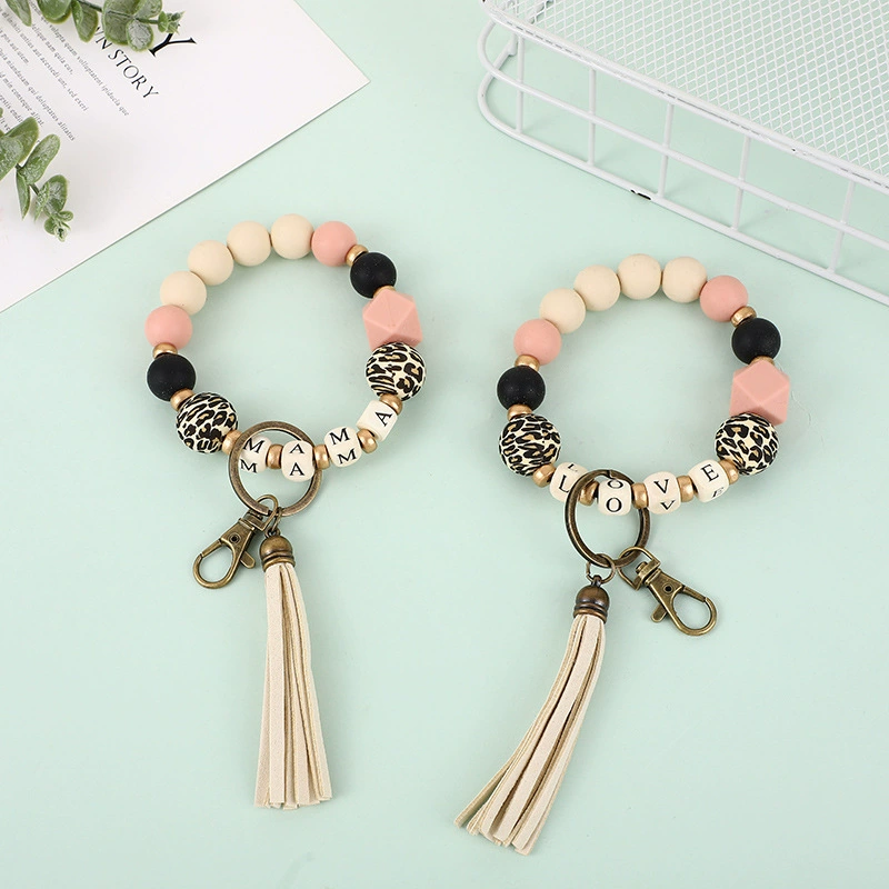 Silicone beaded bracelet, keychain with letters, English letters