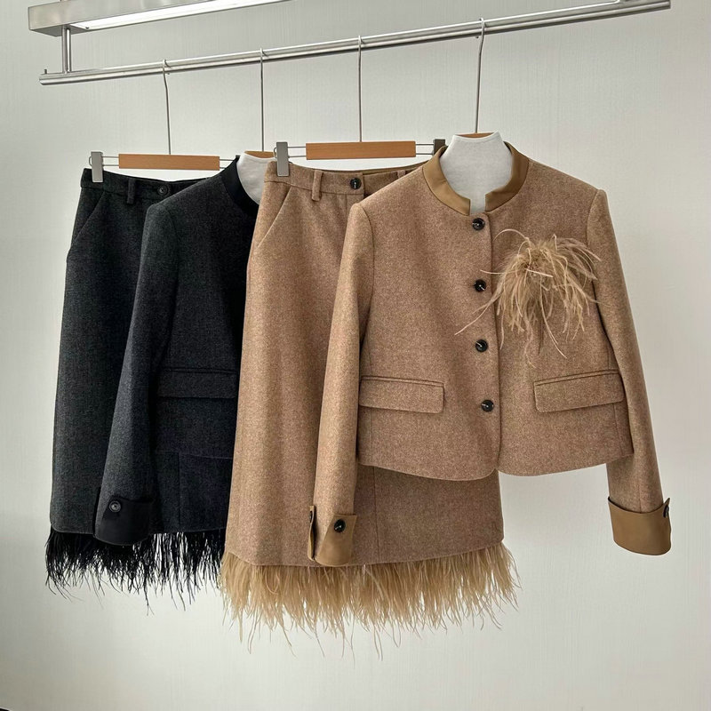 Nanyou Light Luxury ~ 24 Fall/Winter New BC Senior Socialite Style Short Coat Ostrich Feather Tassel Skirt Women's Clothing