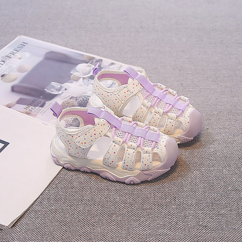 Niñas sandalias de verano 2026 nuevos zapatos de moda para niños, zapatos casuales ondulados, zapatos de deporte transpirables