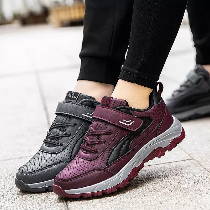 Весенняя и осенняя спортивная повседневная обувь для женщин с мягкой подошвной кожей обувь для мамы легкая нескользящая обувь для ходьбы для пожилых людей