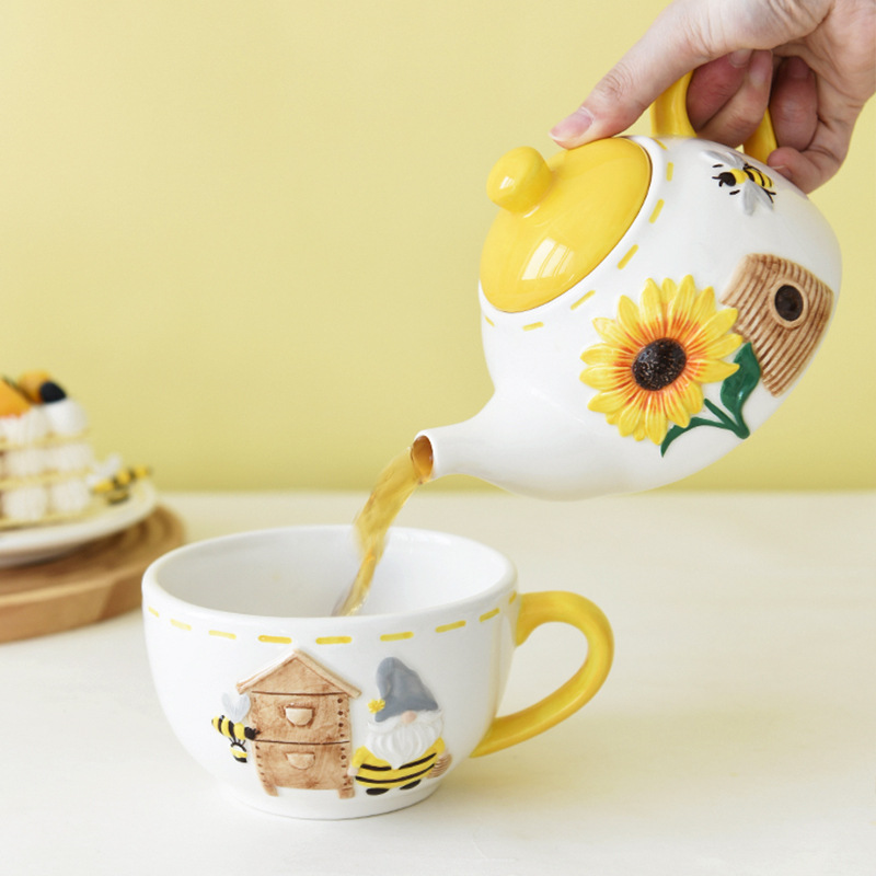 Hogar pintado a mano tetera de agua tetera madre abeja encantador elfo taza de primavera tetera tetera cerámica colorida té de la tarde