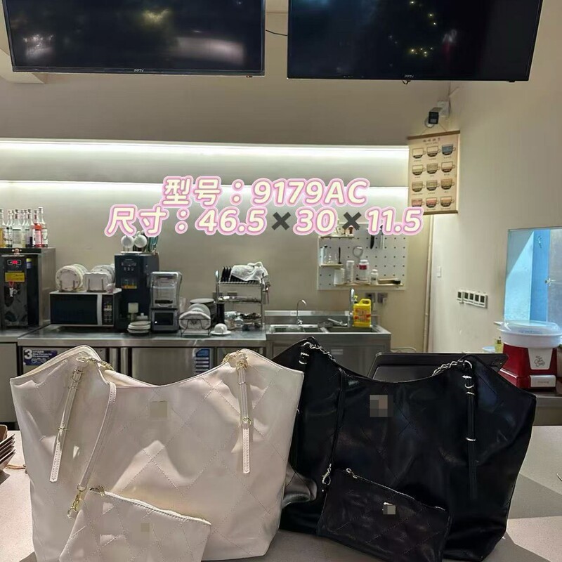 Trendy Rhombus-Shaped Underarm Bag 2026 New Fashion Large-Capacity Tote Bag Simple Versatile Handbag Shoulder Bag