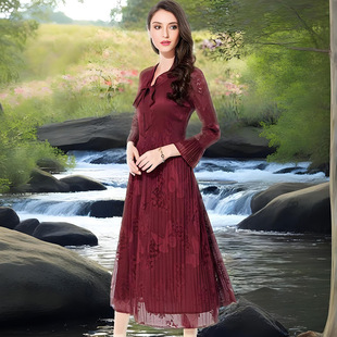 ƴ�ӾW���U�հ���ϵ���ް�ȹ����լ����Ů�b��}���Ś��|�B��ȹ