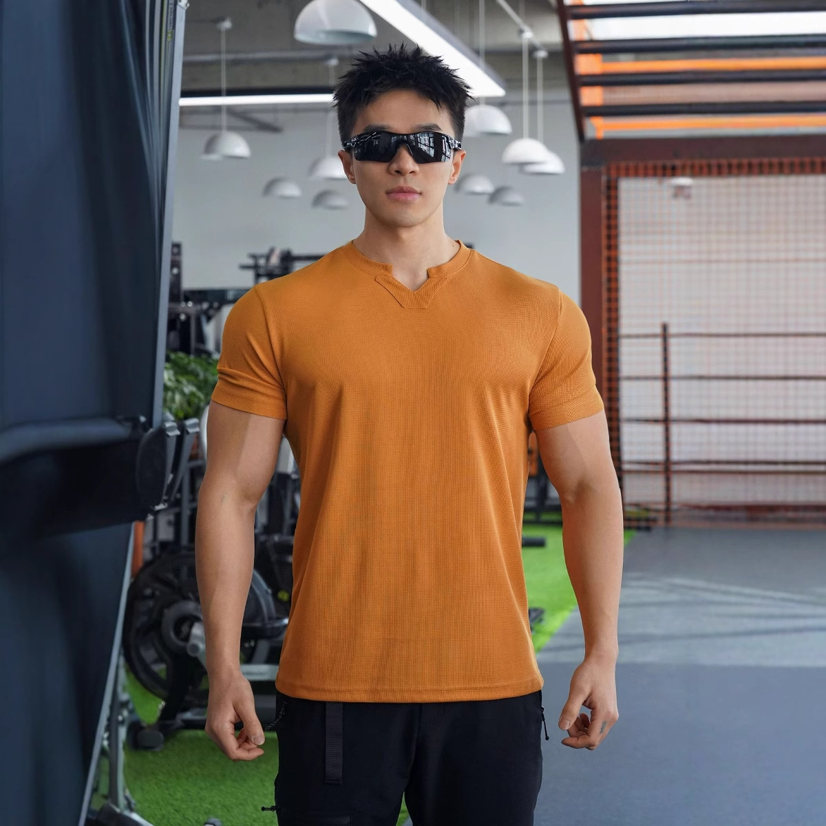 노란색