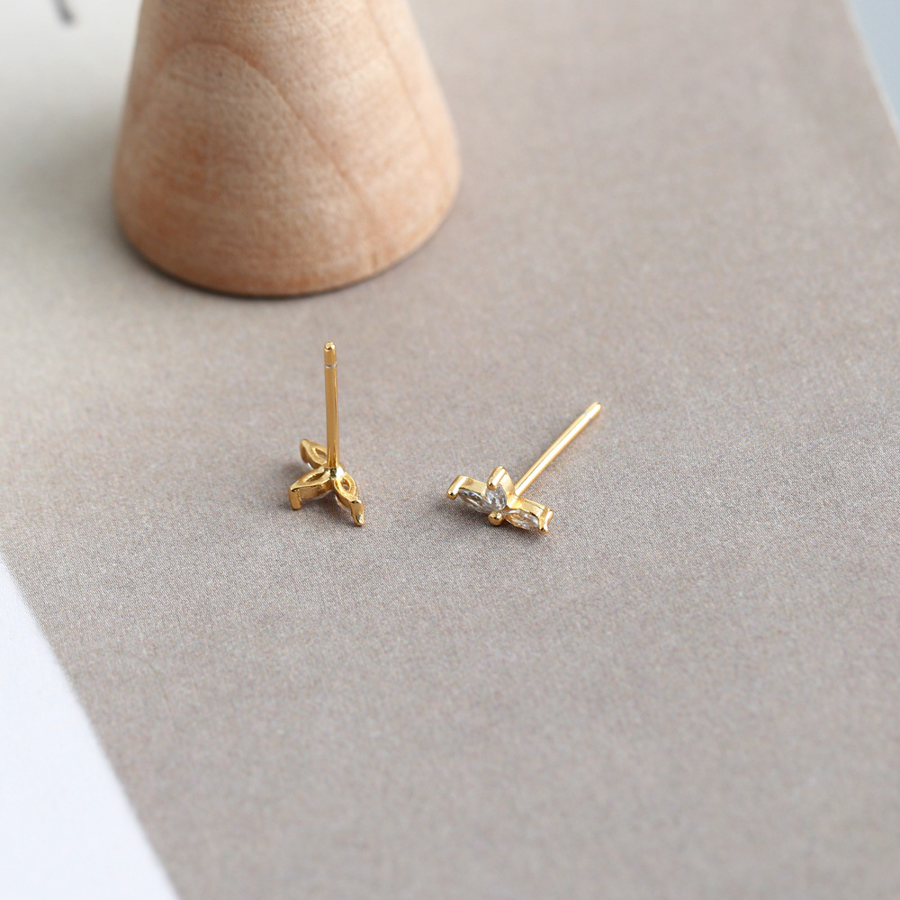 Fashion Geometric Sterling Silver Inlay Zircon Ear Studs 1 Pair