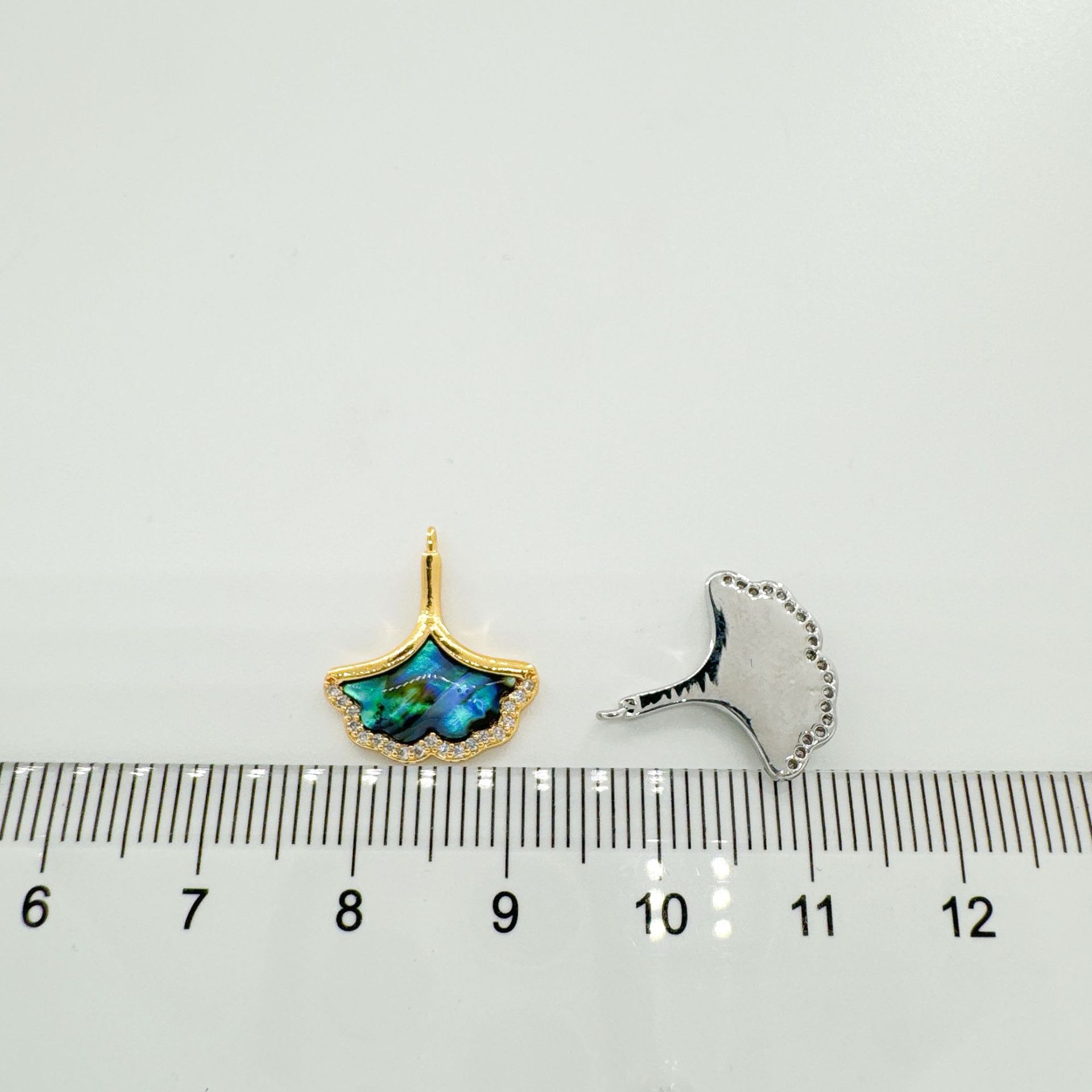7g Weight Pendant Jewelry Making Type DIY Jewelry Accessories Classification 1 Piece Quantity Copper Material Multicolor Pattern Plating Design Simple Style, Classic Style Style 1 Piece Copper Multicolor Pendant 无