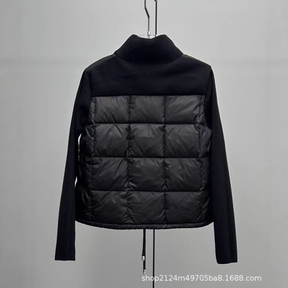 标齐蒙家双袋娃娃款羽绒服Cardigan立领拼接针织羽绒抽绳短外套