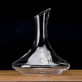 Wine Decanter Household Glass Wine Dispenser with Handle Large Capacity Beveled Wine Decanter Support Wholesale Generation