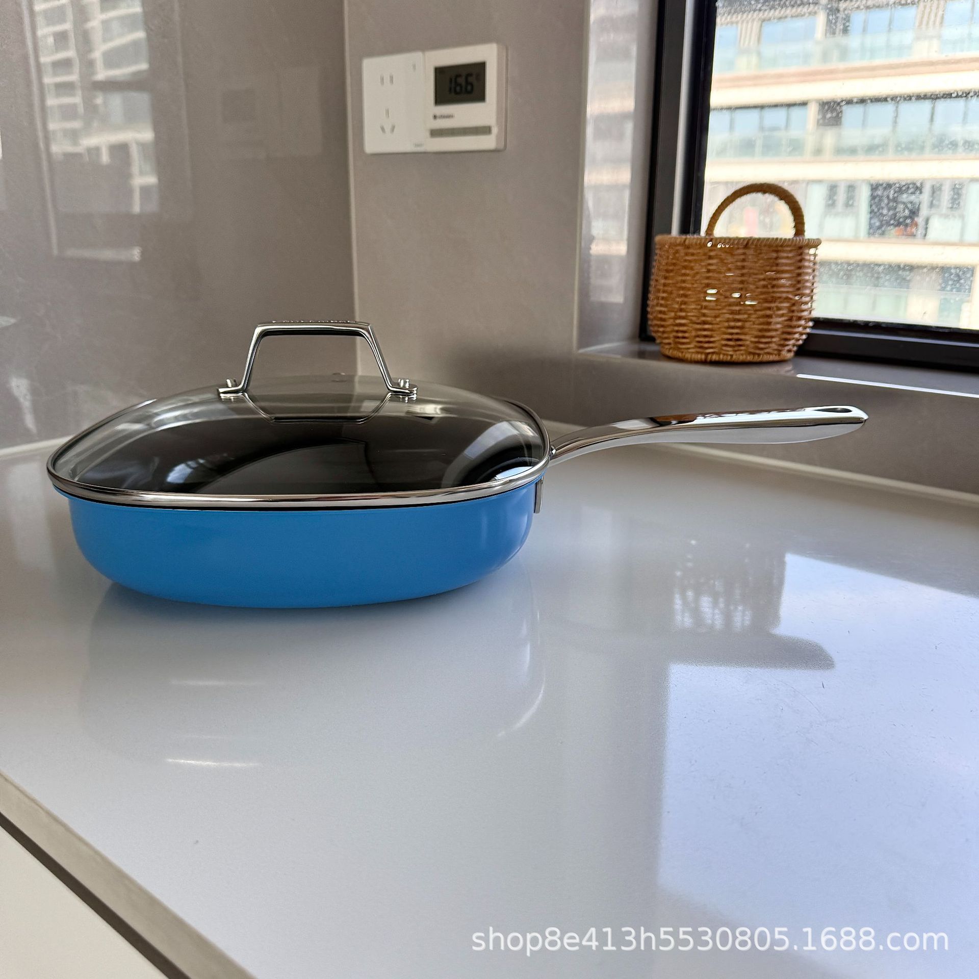 Zhuo Deming 18 / 10 acero inoxidable color sartén cuadrada antiadherente 24.5cm sartén casera con cubierta