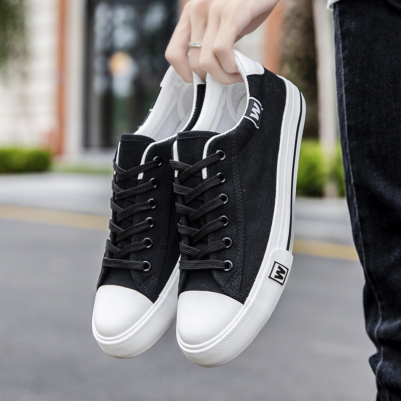 Spring and Summer White Canvas Shoes for Men, Korean Style Casual Shoes, Low-Cut Flat Cloth Shoes, Student Sneakers, Youth Men's Shoes