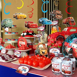 场地布置道具;拉花、彩带;吊旗/三角旗