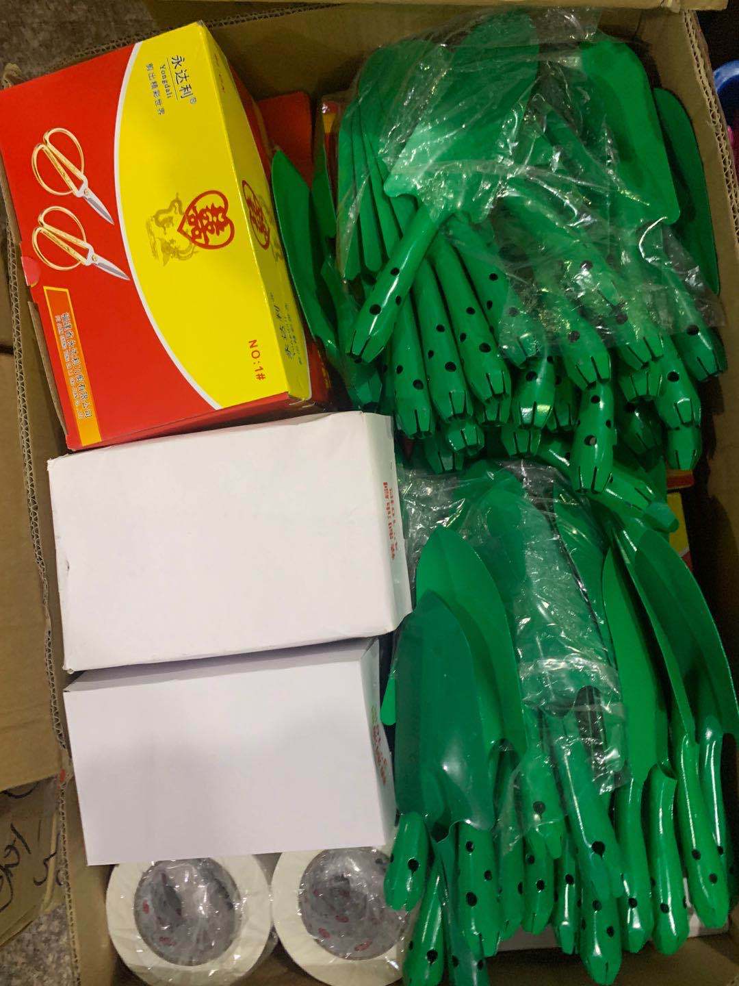 Two -yuan shop product wholesale daily department store high…