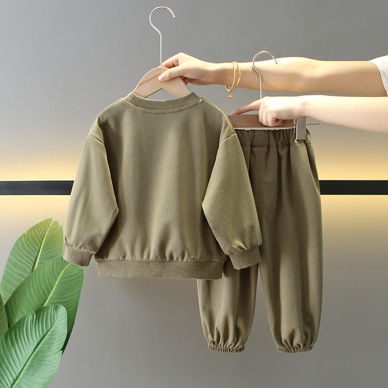 6166 Traje de suéter de primavera y otoño para niños 2025 nuevo estilo estilo occidental bebé niño ocio deporte traje de dos piezas moda para bebés