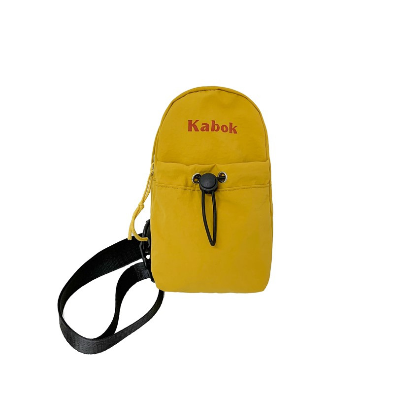 Nuevo bolso de pecho de pareja de moda para hombres y mujeres, bolso de hombro antisalpicaduras de color de contraste simple, bolso de mensajero fresco pequeño casual