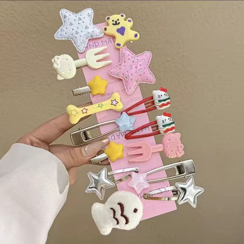 15 pieces of red sweet and cool girl hair clips (packed in bags)