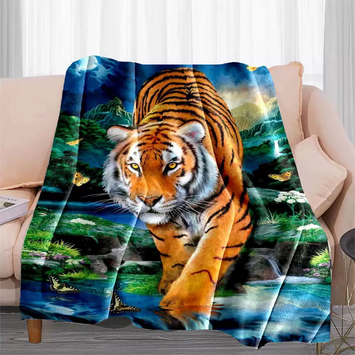 法兰绒老虎毛毯小老虎图案浴巾毛毯午睡毛毯老虎图盖被