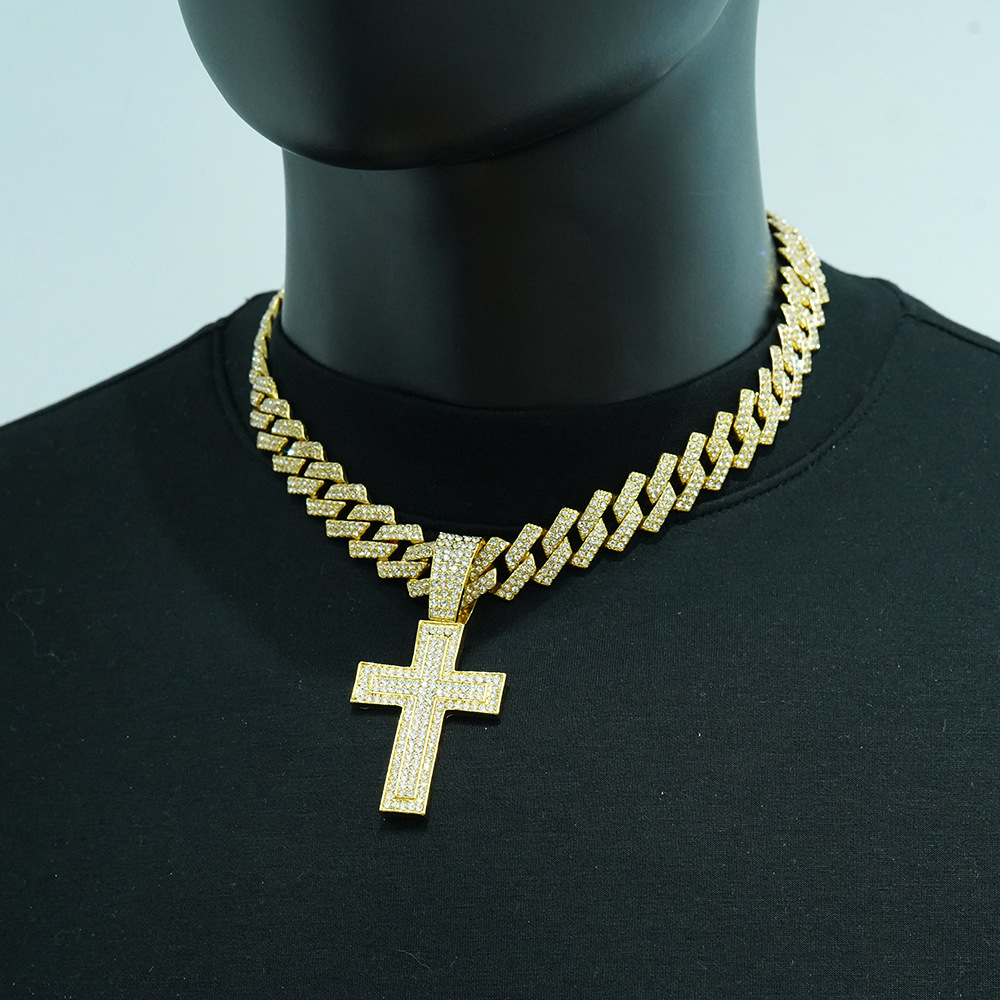 Europa y los Estados Unidos hip hop retro aleación hip hop collar de cruz de diamante completo colgante de cruz transfronterizo exclusivo