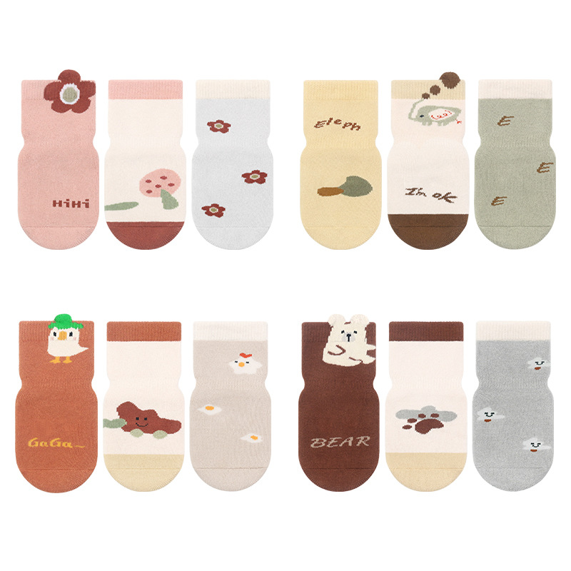 23 engrosada tridimensional de dibujos animados de gran área de dispensación antideslizante bebé toalla calcetines tres pares de calcetines de Terry