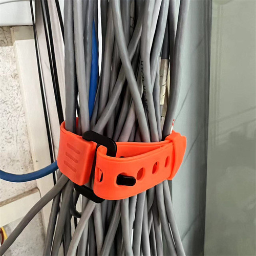 New Product Hot Selling Multi-functional Strap Multi-purpose Zipper Clip Convenient Tightening Quick Unfastening Luggage Goods Bundling Rope 