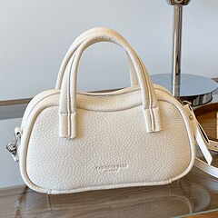 Hand-held Bowling Ball Bag for Women, 2024 Summer New Ins Simple and Fashionable Single Shoulder Bag, Unique and High-end Crossbody Bag