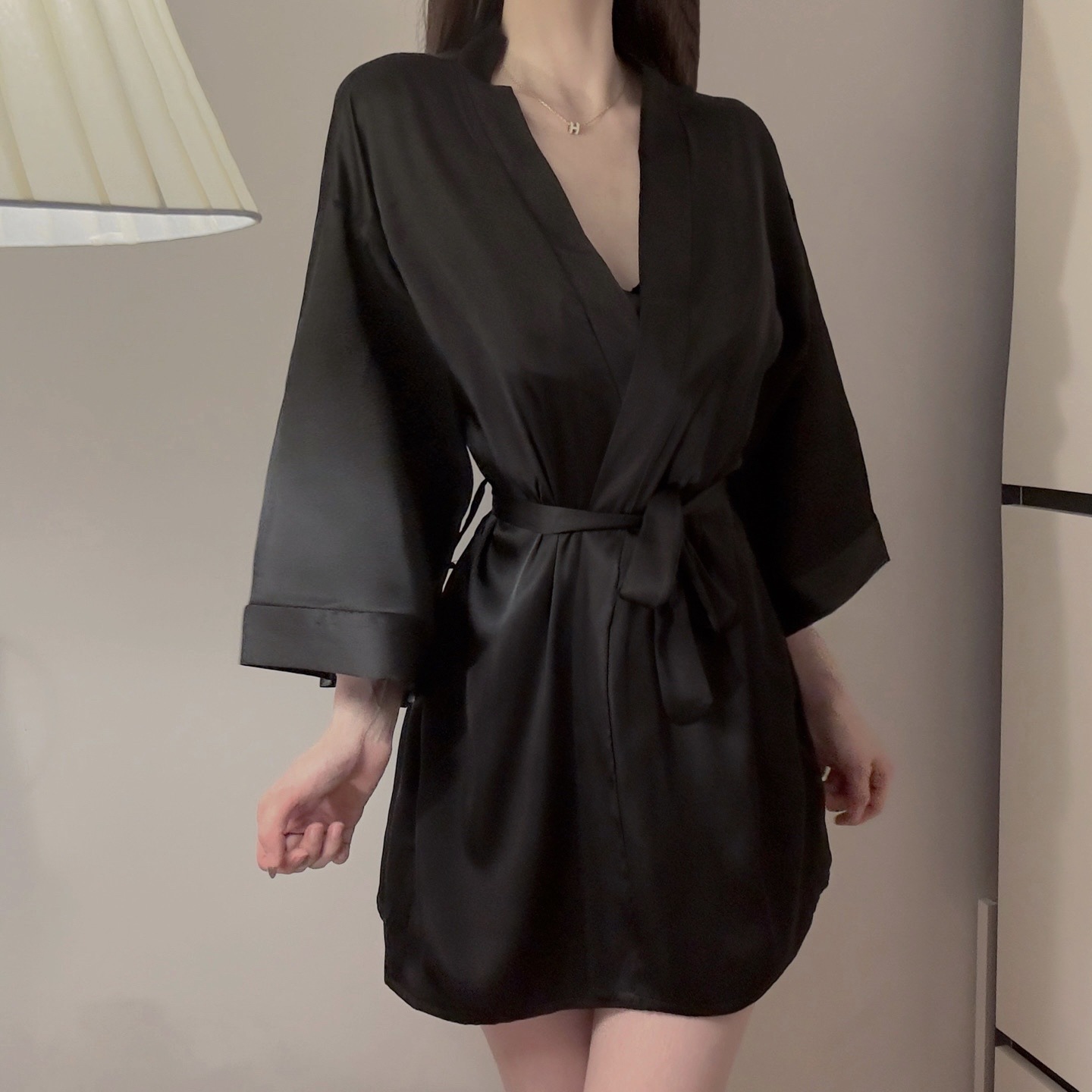 검은색