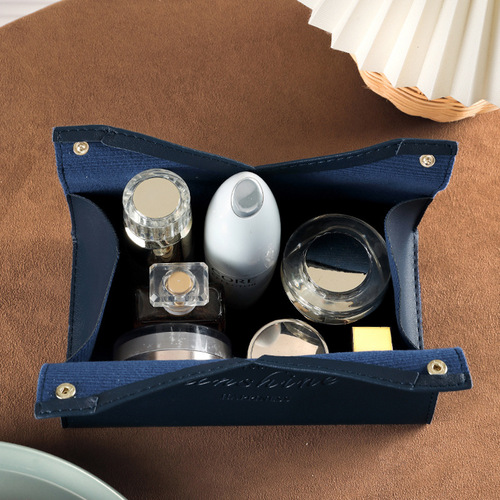 Nordic light luxury tissue box home living room internet celebrity car tissue box simple high-end creative napkin storage box