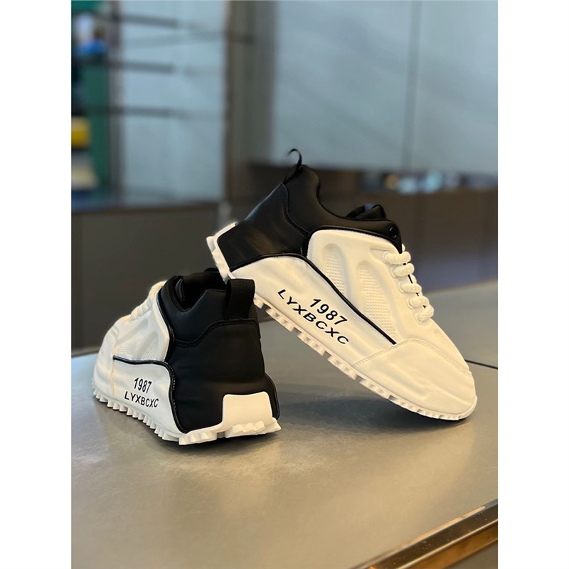 秋冬新款皮面百搭青春时尚潮男运动休闲鞋厚底透气舒适xlz