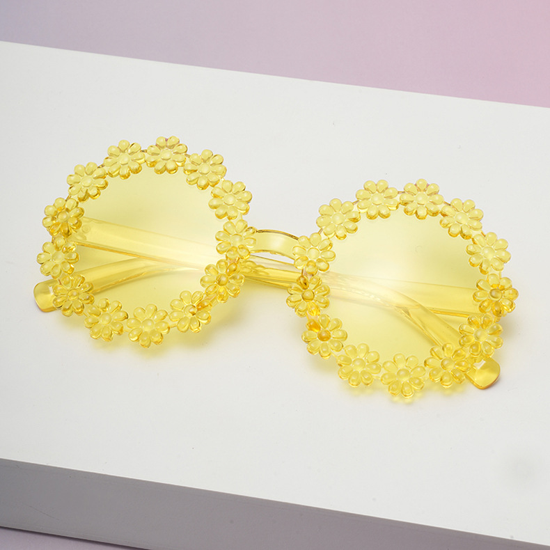 2026 nuevas gafas de sol de margarita para niños gafas de pétalos de marco redondo lindas bebés fotos gafas de sol UV