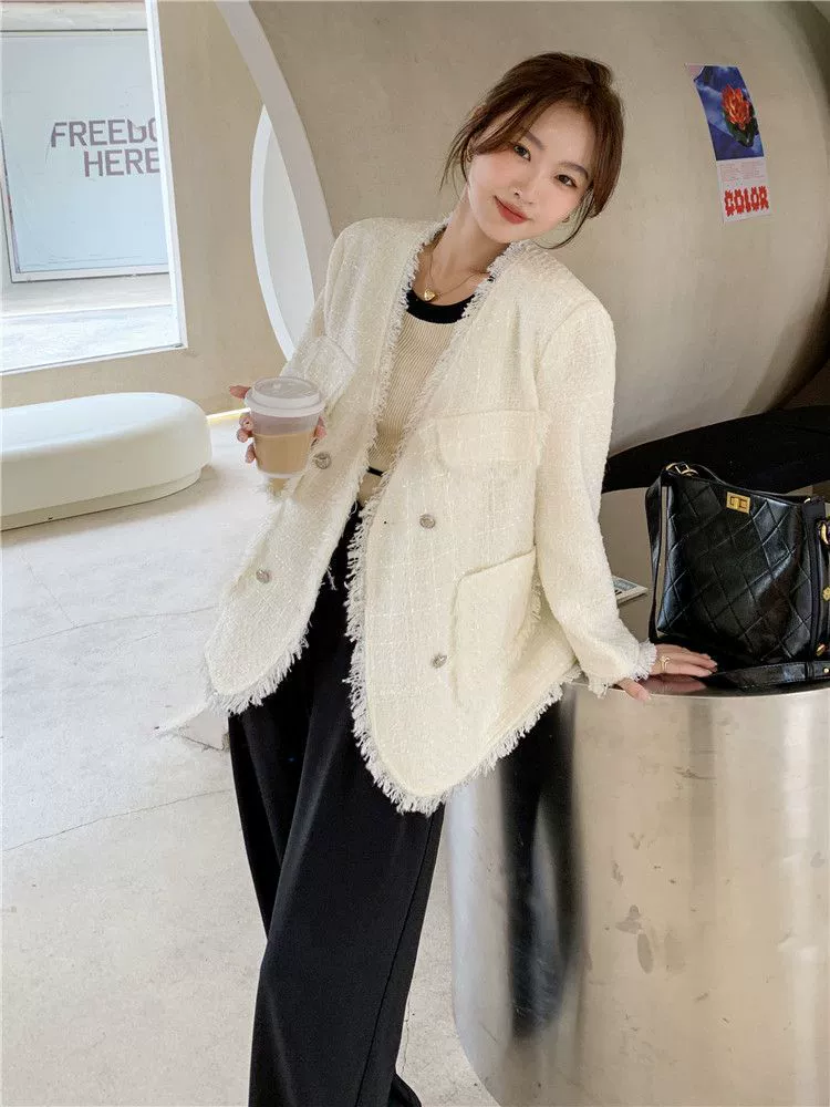 Белое пальто в стиле Chanel, новый элегантный свободный универсальный короткий пиджак для светских львиц больших размеров с кисточками.