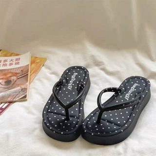 波点夹趾凉拖鞋3.5cm厚底时尚增高人字拖女生夏季海边防滑透气ins