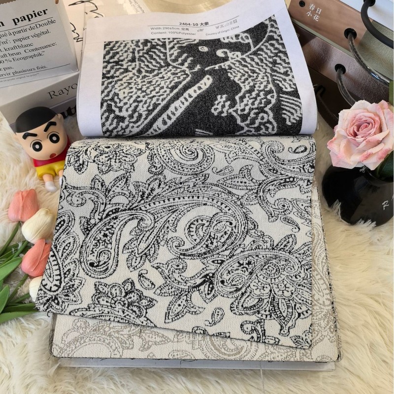 法式复古雪尼尔提花窗帘中古风色织花布客厅卧室遮光窗帘面料批发|undefined