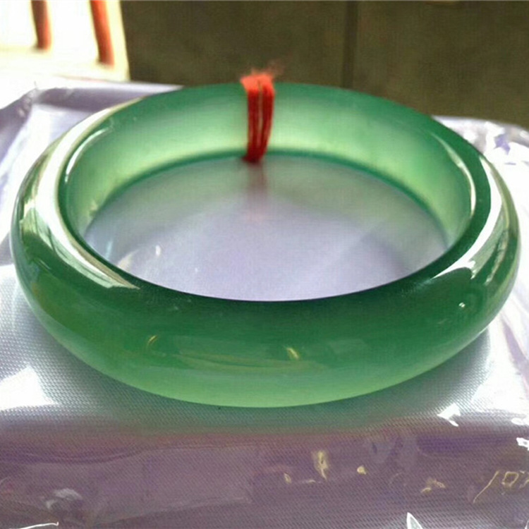 天然满绿色晴底色缅甸翡翠起胶起荧光专柜女款带书送礼手镯女款