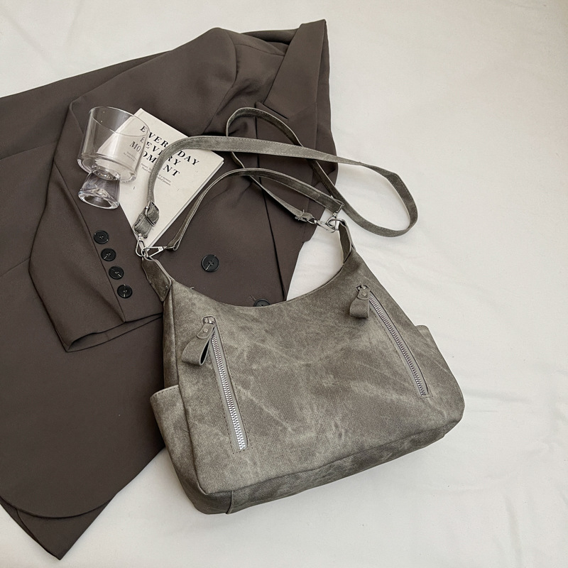 Bolsa de gran capacidad para mujeres 2024 otoño y invierno nuevo mochila mochila de textura esmerizada nicho bolso de hombro para viajar bolso de mujer