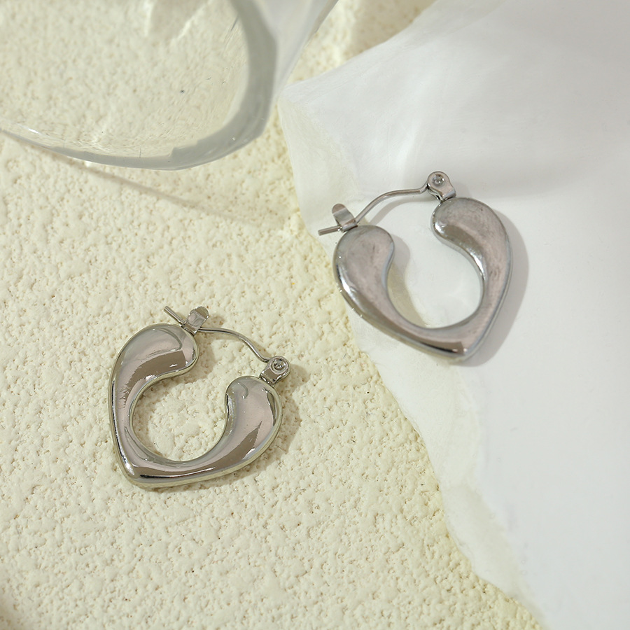 Pendientes no decolorados de acero inoxidable dorado de 18 quilates de estilo explosivo transfronterizo