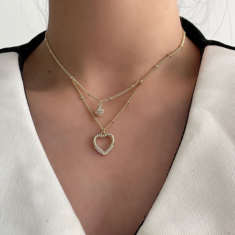 1 Piece Fashion Heart Shape Metal Hollow Out Inlay Zircon Womenu0027S Necklace