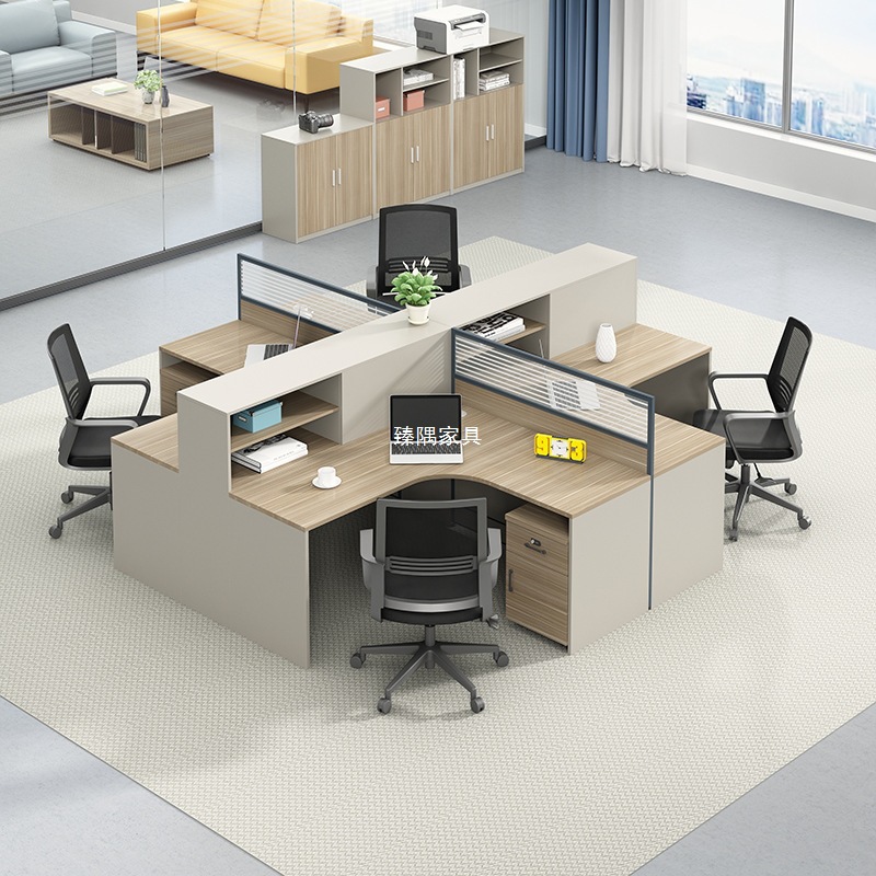 Mesa de oficina del personal para cuatro personas, escritorio de oficina de oficina de escritorio y silla combinada de pantalla de computadora del personal moderno y simple