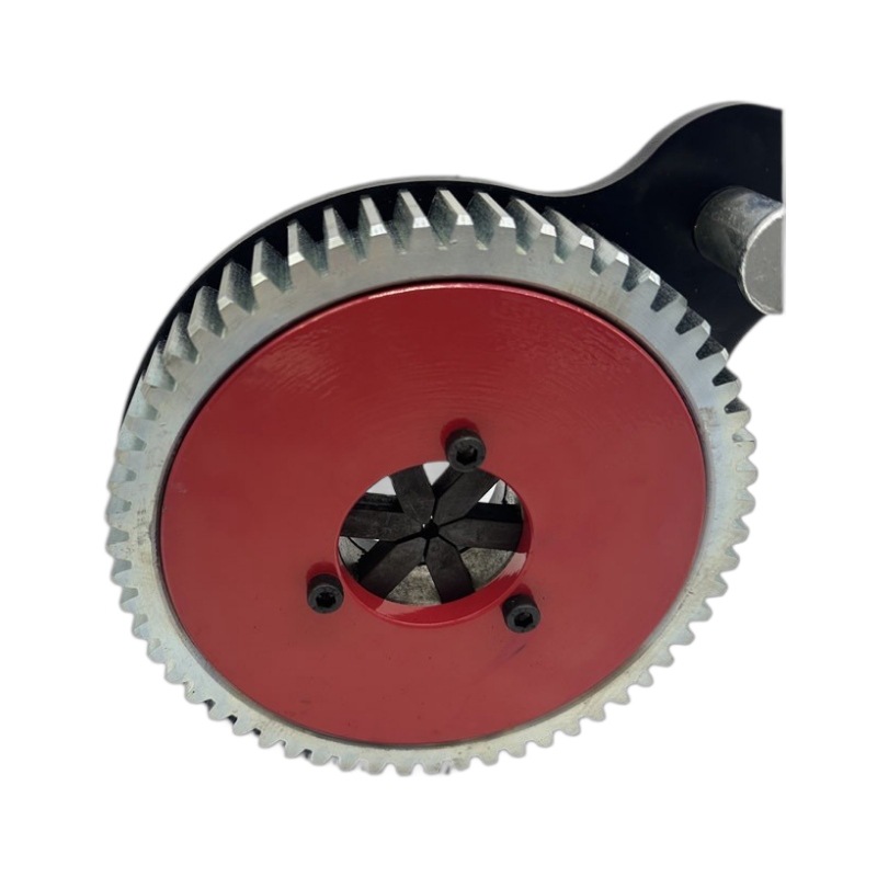 La nueva máquina de la Junta de tubo de la presión de Yuechang puede presionar 6-32 diámetro del tubo denso tejido tres pegan dos líneas diverso tubo de alta presión del espray