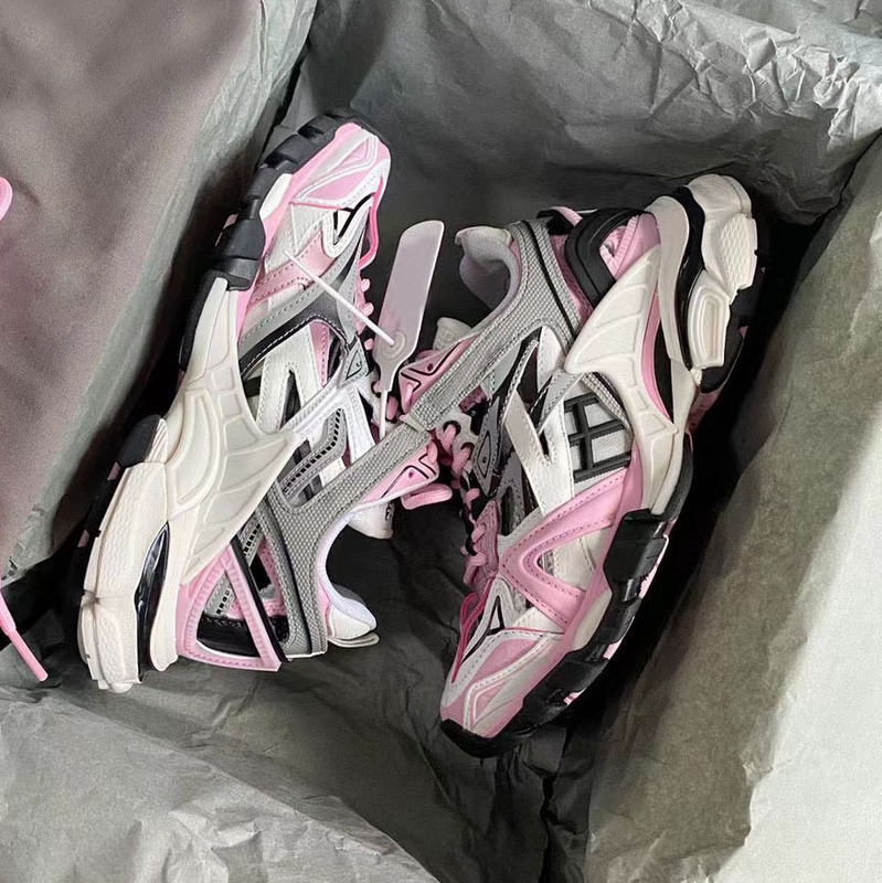 High-Definition Version of Paris Fourth Generation Dad Shoes for Women 2022 New Casual Thick-Soled Breathable Black Sports Shoes Track4 for Men