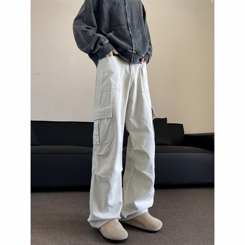 American-style functional multi-pocket casual lumberjack overalls—unisex, versatile, relaxed-fit, with slightly flared wide legs and a parachute-inspired design for spring and fall.