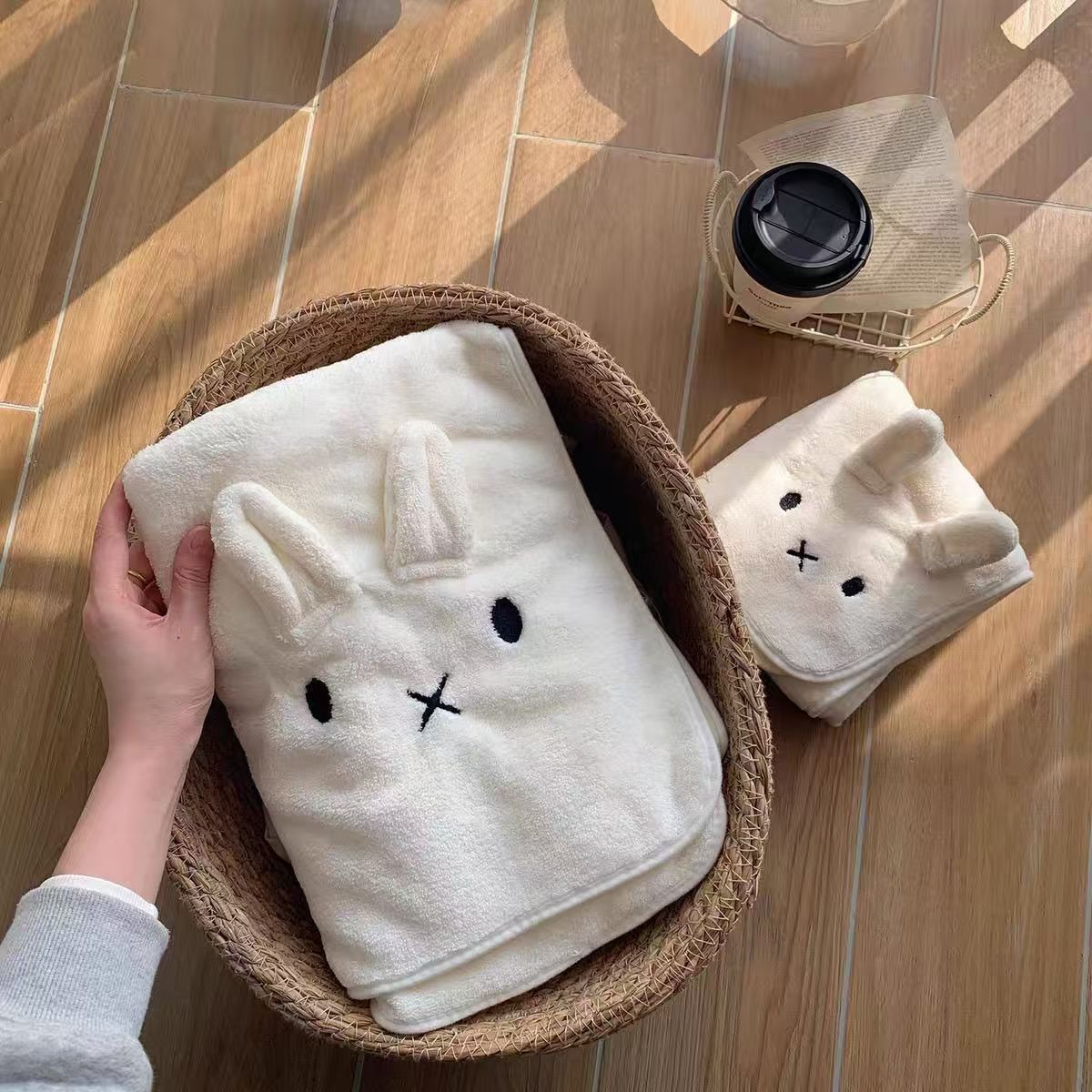 Miffy conejo toalla de baño de coral, toalla de baño de lana, toalla de baño de absorción de agua, toalla de baño de cabello dulce, toalla de baño de la cara doméstica