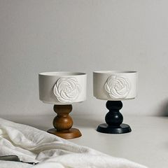 フランスのレトロなツバキの陶磁器の木製の高足碗のデザートの碗のコーヒーの杯の香薫のろうそくの碗の家庭用の置物