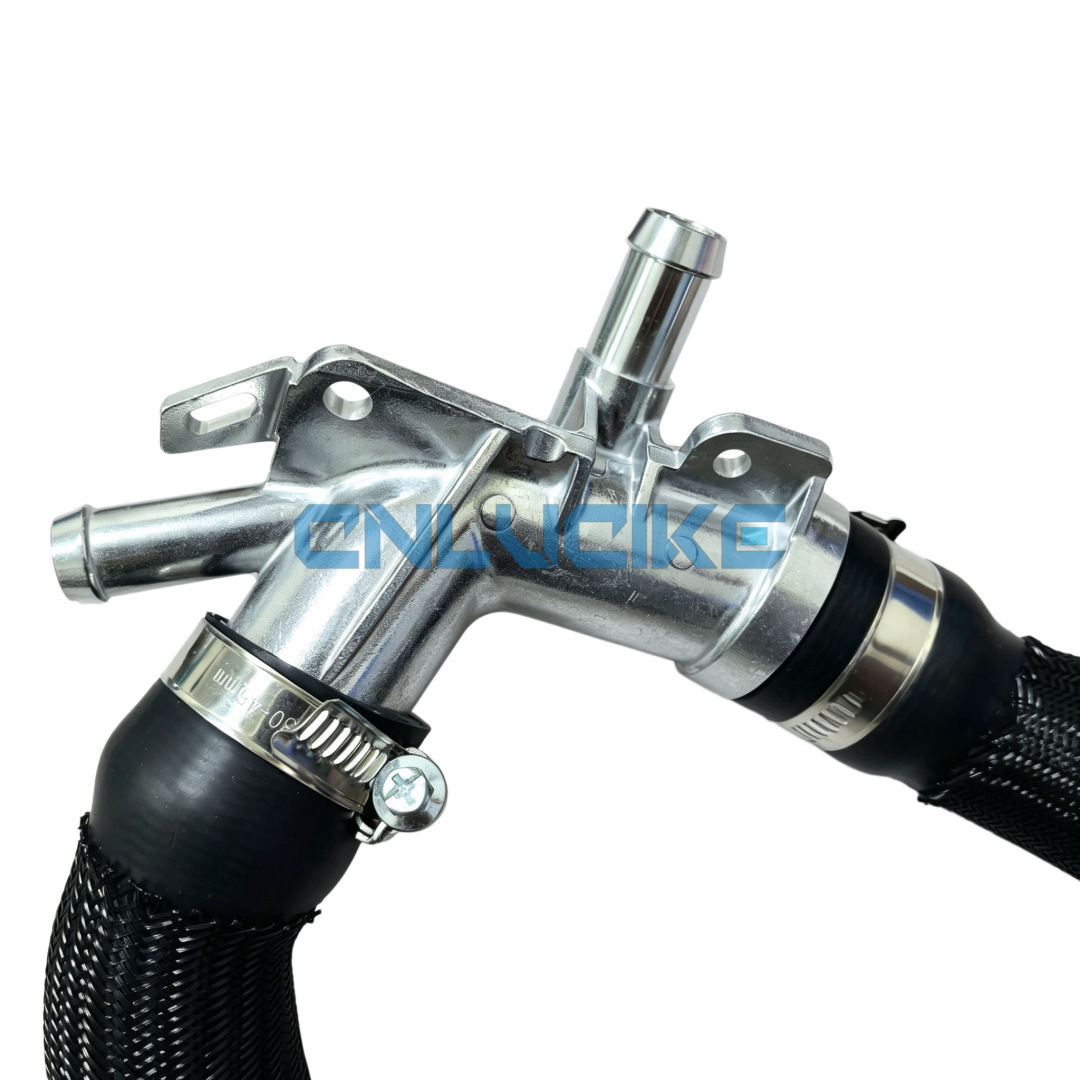 Suitable for Land Rover Range Rover, Range Rover Sport, Defender, Velar, Discovery 5 cooling aluminum water pipe LR121446